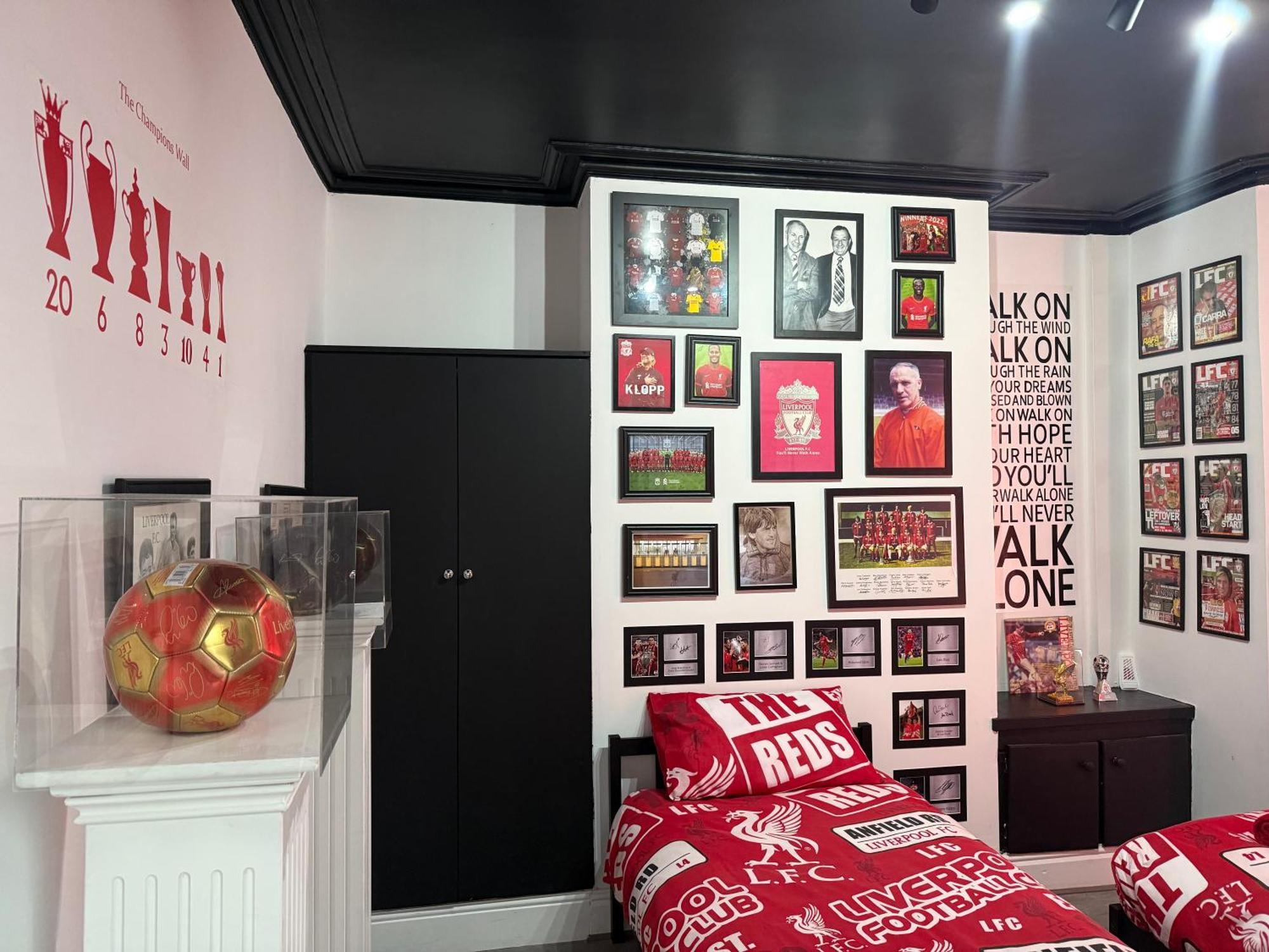Вілла Anfield Abode - Entire Lfc Themed House Ліверпуль Екстер'єр фото
